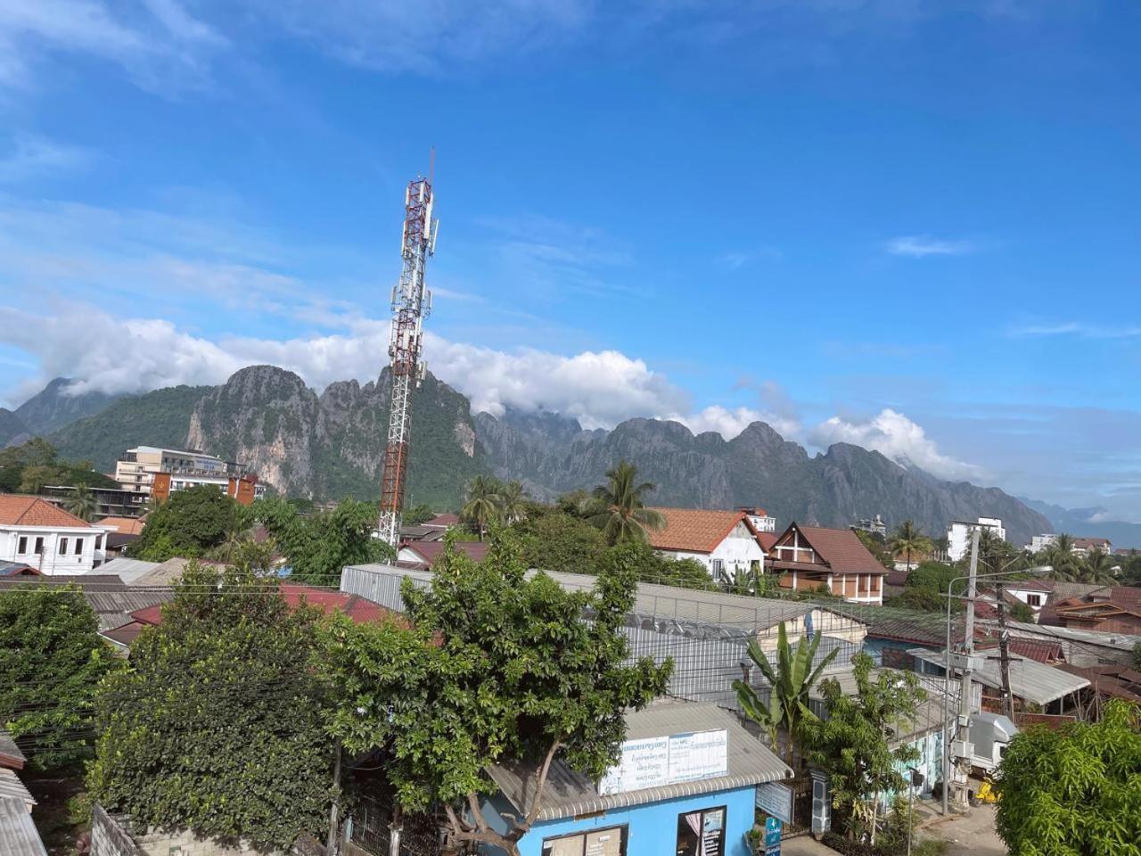 Smile Guesthouse Vangvieng Ванг-В'єнг Екстер'єр фото