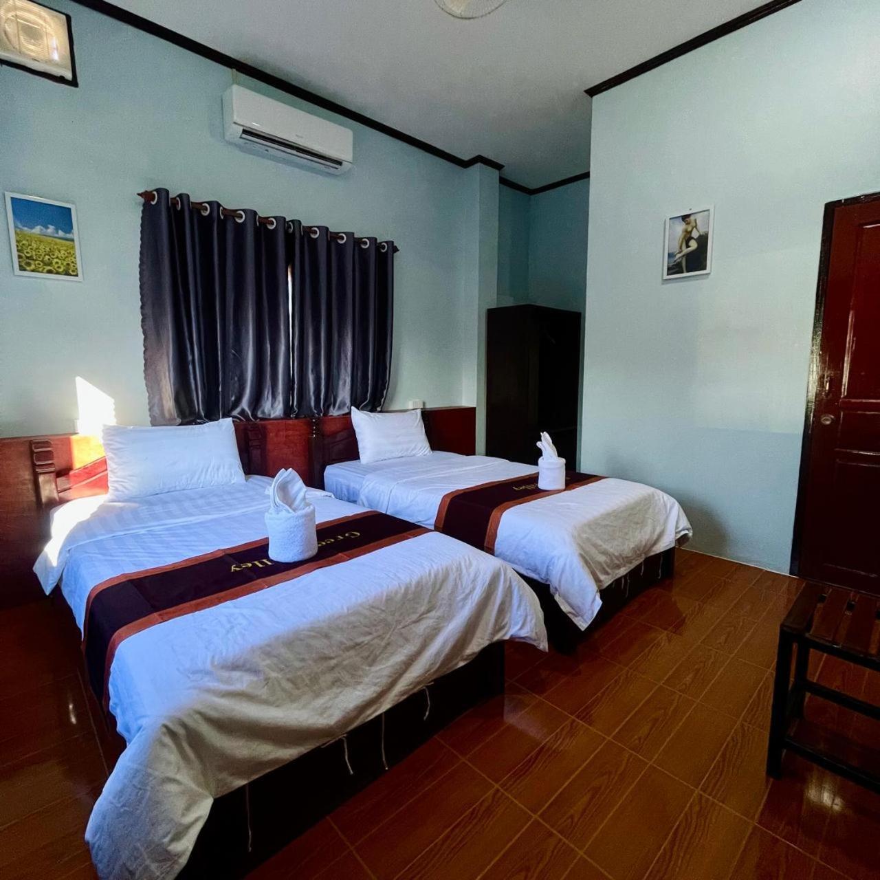 Smile Guesthouse Vangvieng Ванг-В'єнг Екстер'єр фото