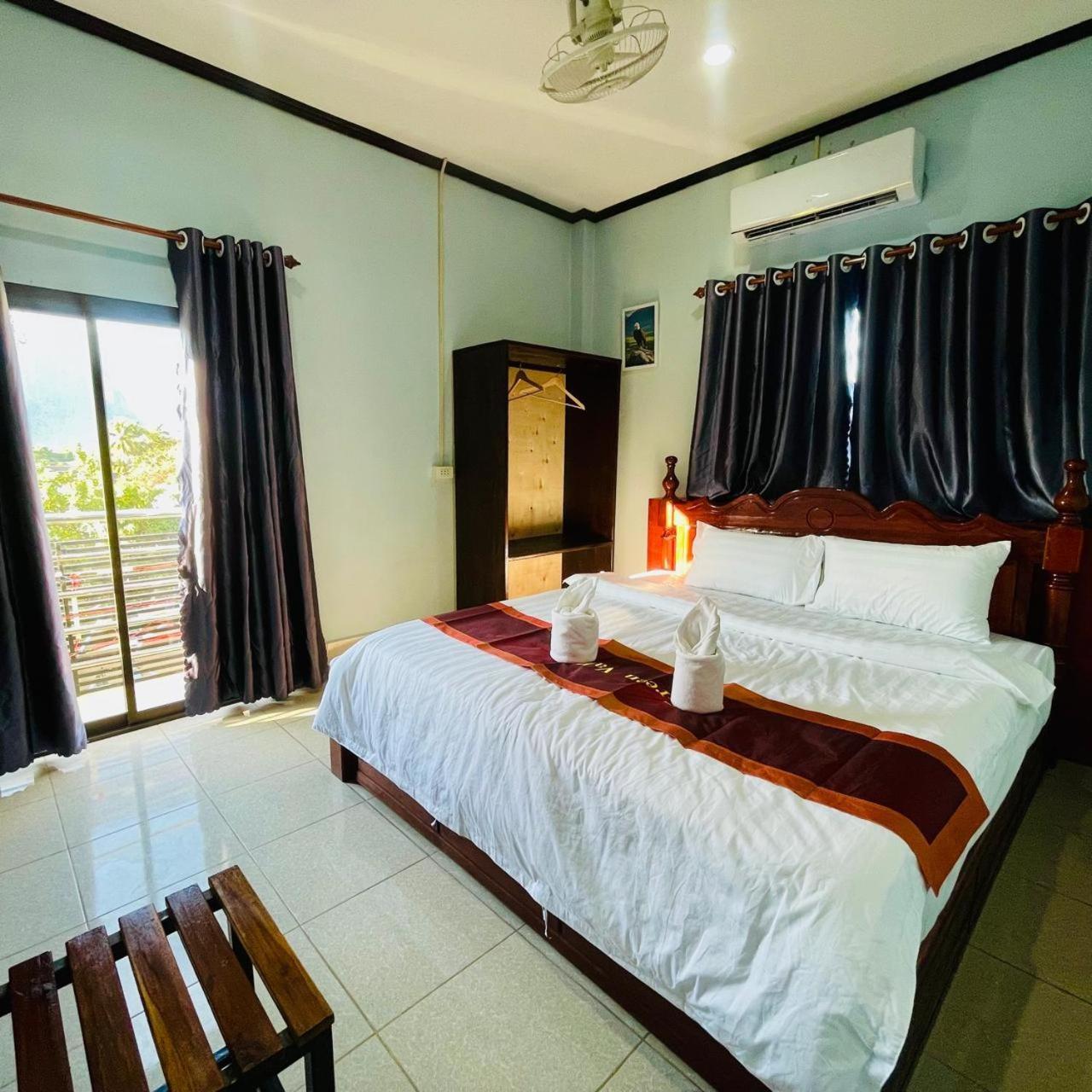 Smile Guesthouse Vangvieng Ванг-В'єнг Екстер'єр фото